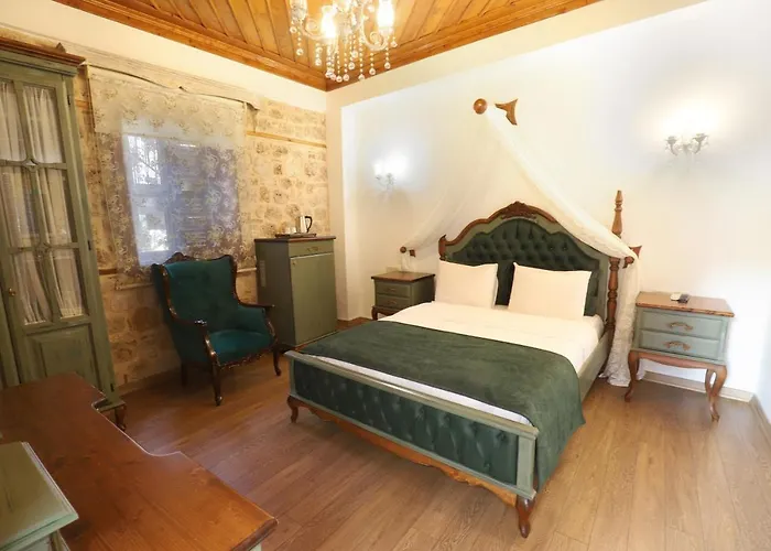 호텔 White Garden Hotel-adult Only 3*