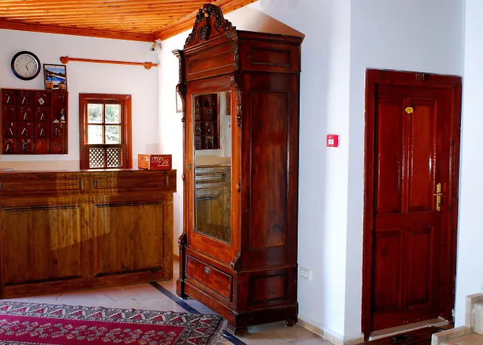 White Garden Hotel-adult Only