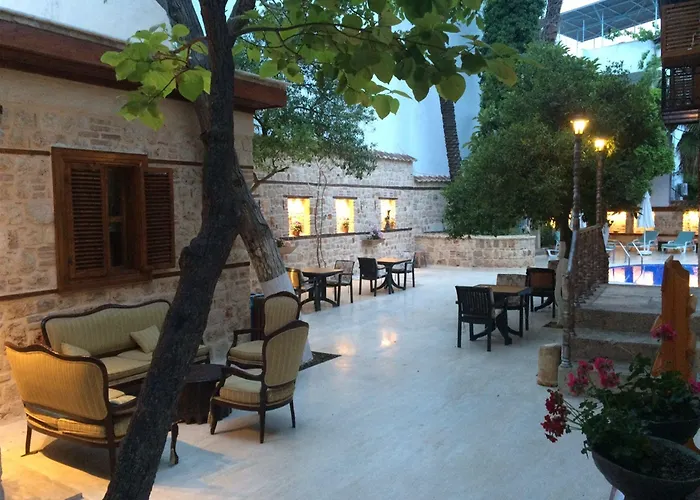 호텔 White Garden Hotel-adult Only