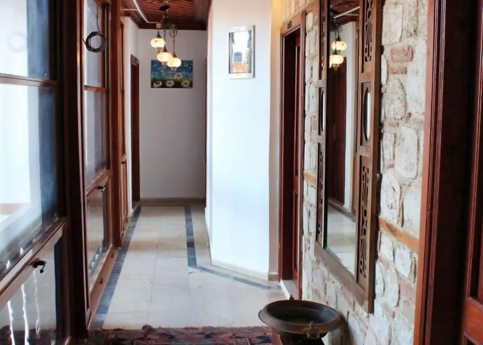 호텔 White Garden Hotel-adult Only 3*