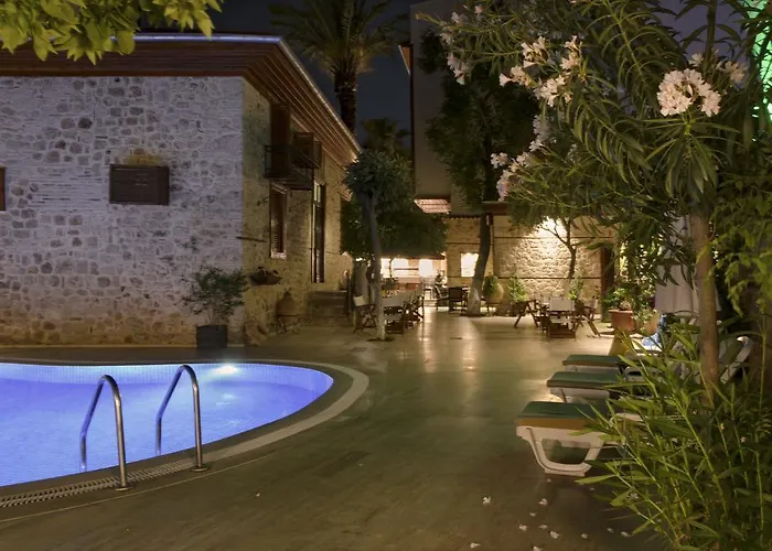 호텔 White Garden Hotel-adult Only