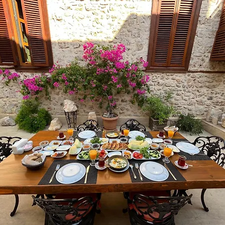 White Garden Hotel-adult Only 호텔 3*