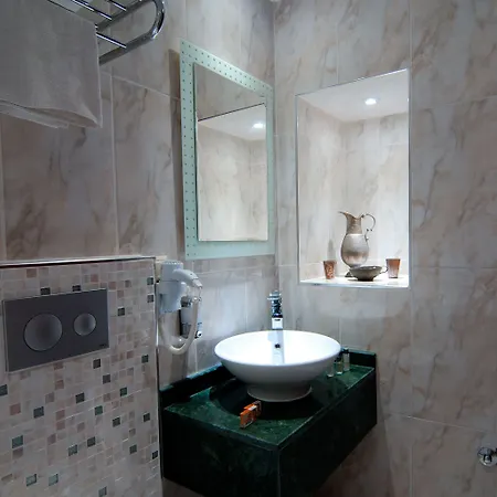 Отель White Garden Hotel-adult Only 3*