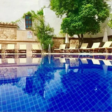 White Garden Hotel-adult Only