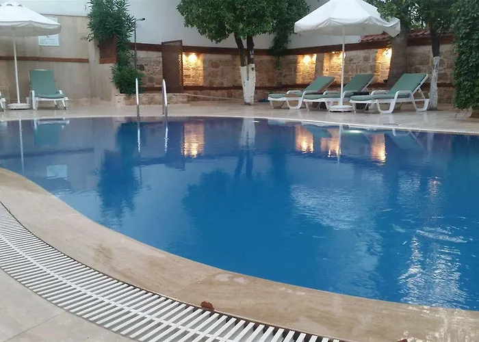 White Garden Hotel-adult Only 安塔利亚
